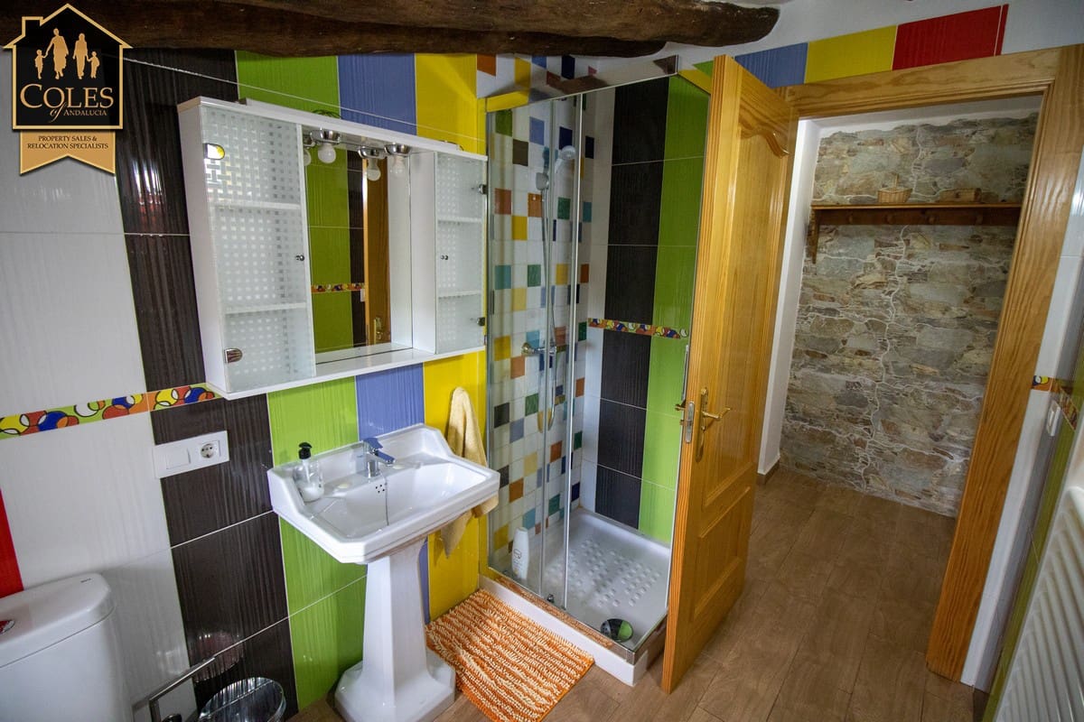 7 soveværelse Finca/Landehus til salg i Velez-Rubio med swimmingpool garage - € 365.000 (Ref: 9023212)