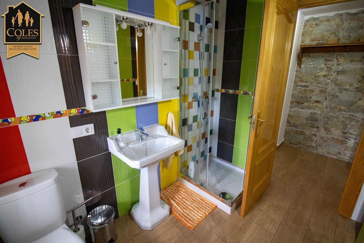 7 soveværelse Finca/Landehus til salg i Velez-Rubio med swimmingpool garage - € 365.000 (Ref: 9023212)