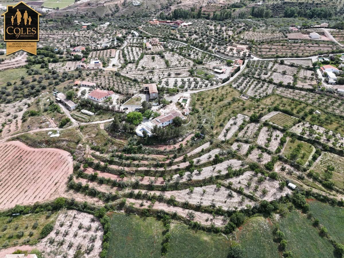 7 soveværelse Finca/Landehus til salg i Velez-Rubio med swimmingpool garage - € 365.000 (Ref: 9023212)