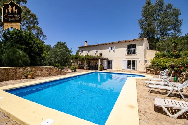 5 soveværelse Villa til salg i Turre med swimmingpool garage - € 449.950 (Ref: 9023221)