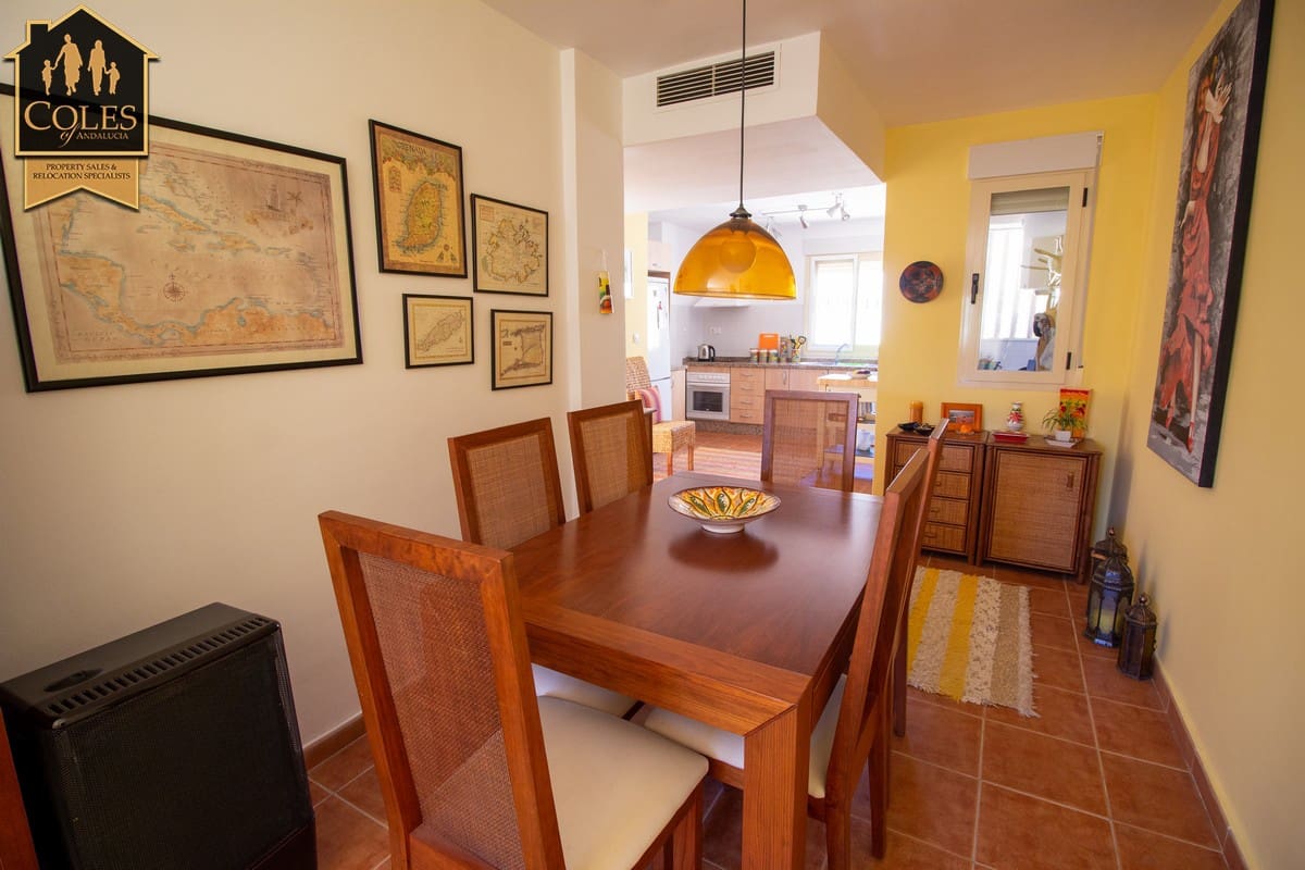 3 soveværelse Byhus til salg i Alfaix med swimmingpool - € 169.950 (Ref: 9024938)