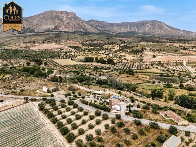 8 soverom Finca/Herregård til salgs i Vélez-Blanco med svømmebasseng garasje - € 469 995 (Ref: 9058301)