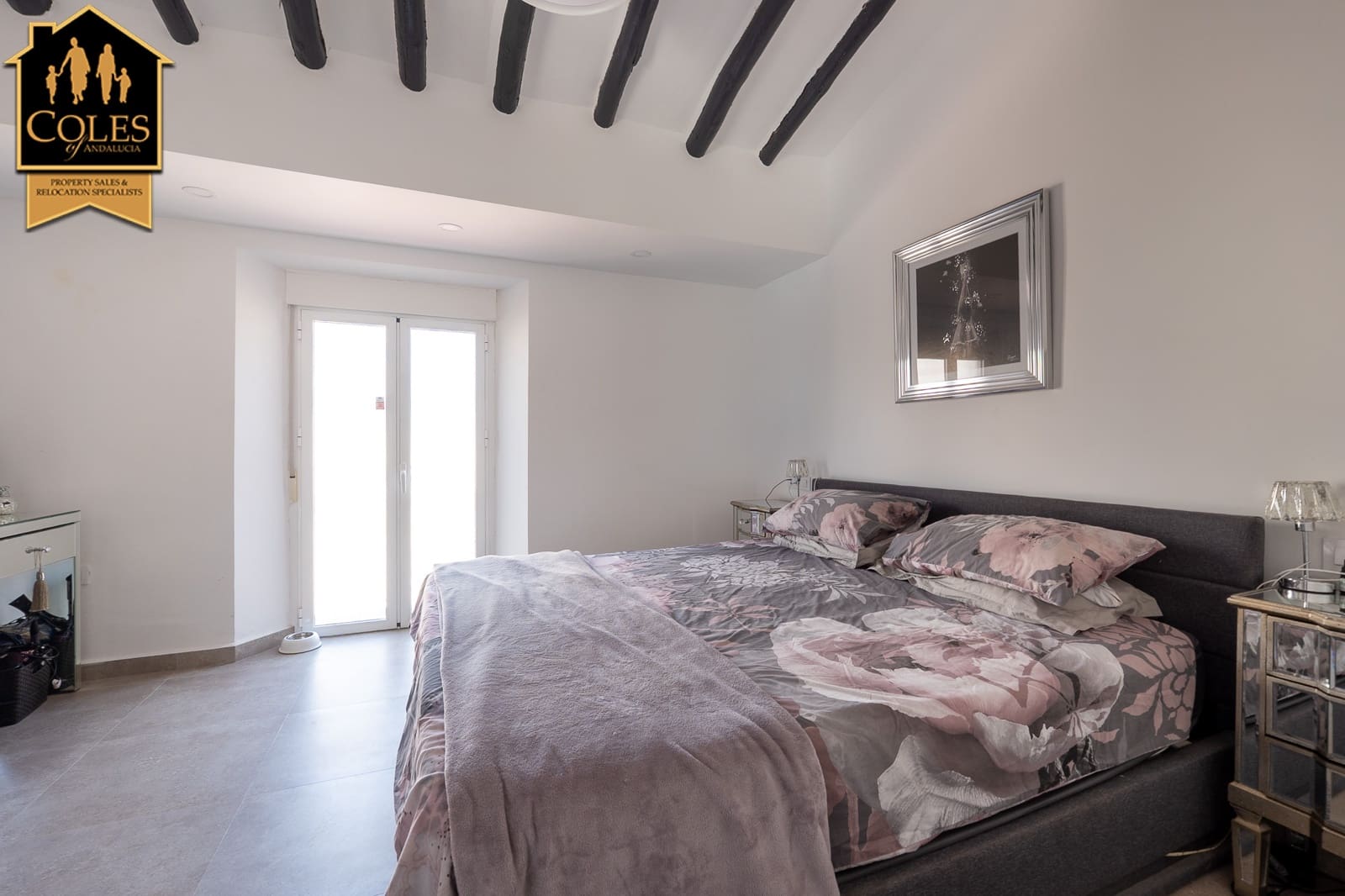 6 bedroom Townhouse for sale in Los Gallardos with pool garage - € 399,999 (Ref: 9125899)