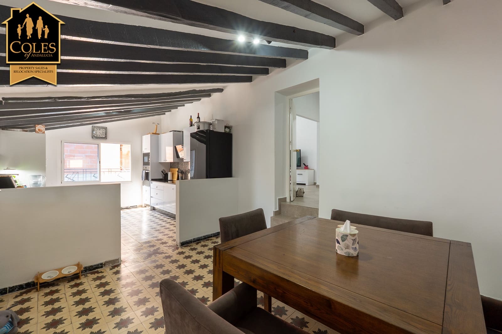 6 bedroom Townhouse for sale in Los Gallardos with pool garage - € 399,999 (Ref: 9125899)