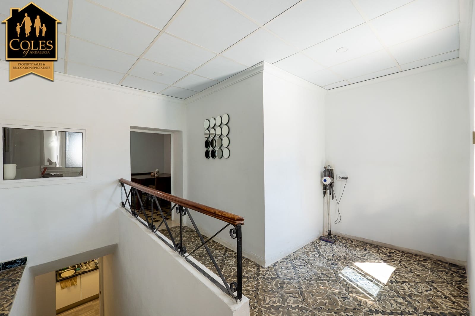 6 bedroom Townhouse for sale in Los Gallardos with pool garage - € 399,999 (Ref: 9125899)