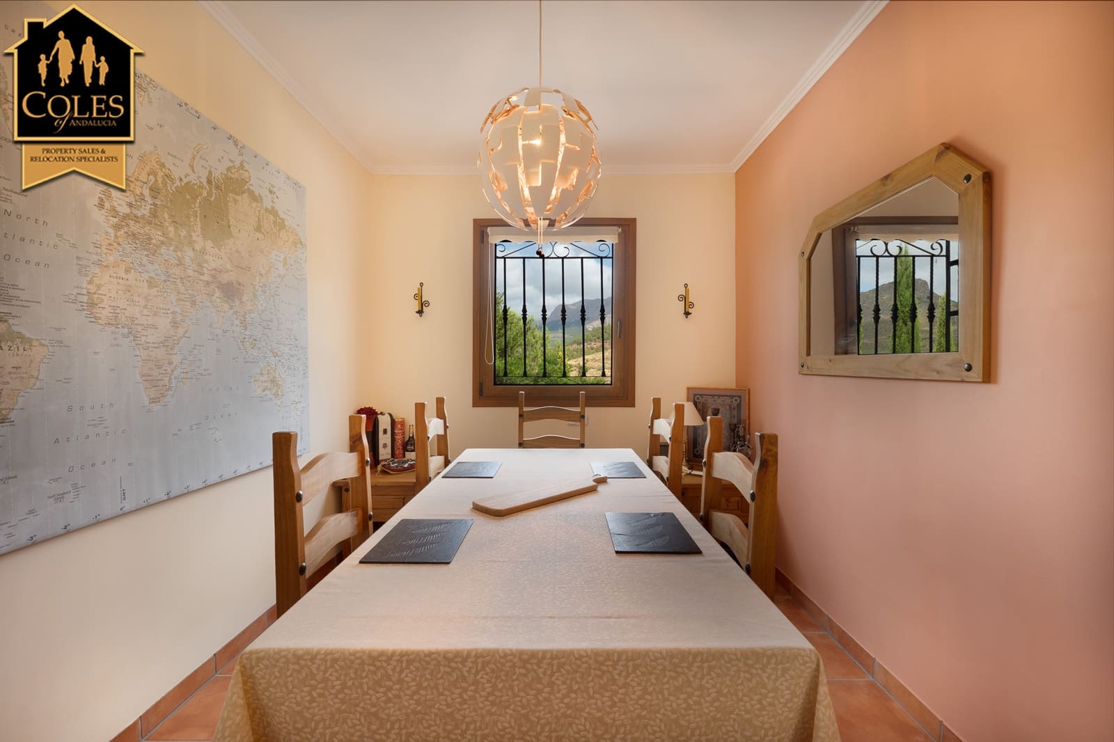 3 slaapkamer Villa te koop in Velez-Rubio met garage - € 199.950 (Ref: 9162514)