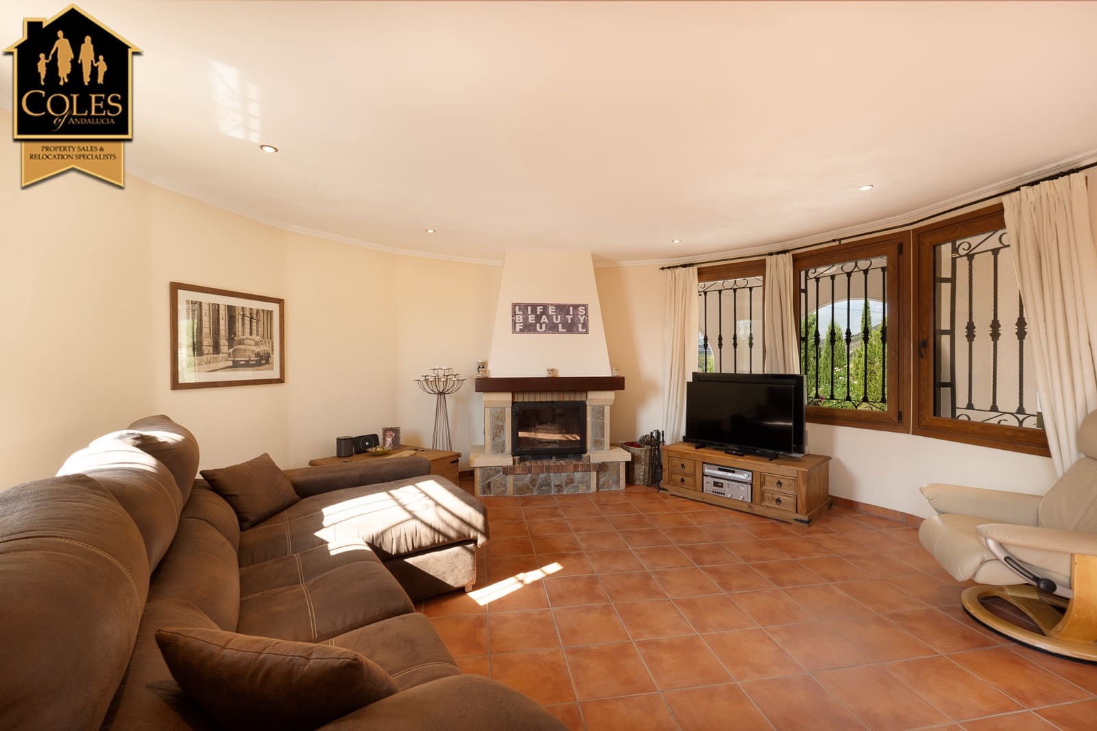 3 slaapkamer Villa te koop in Velez-Rubio met garage - € 199.950 (Ref: 9162514)