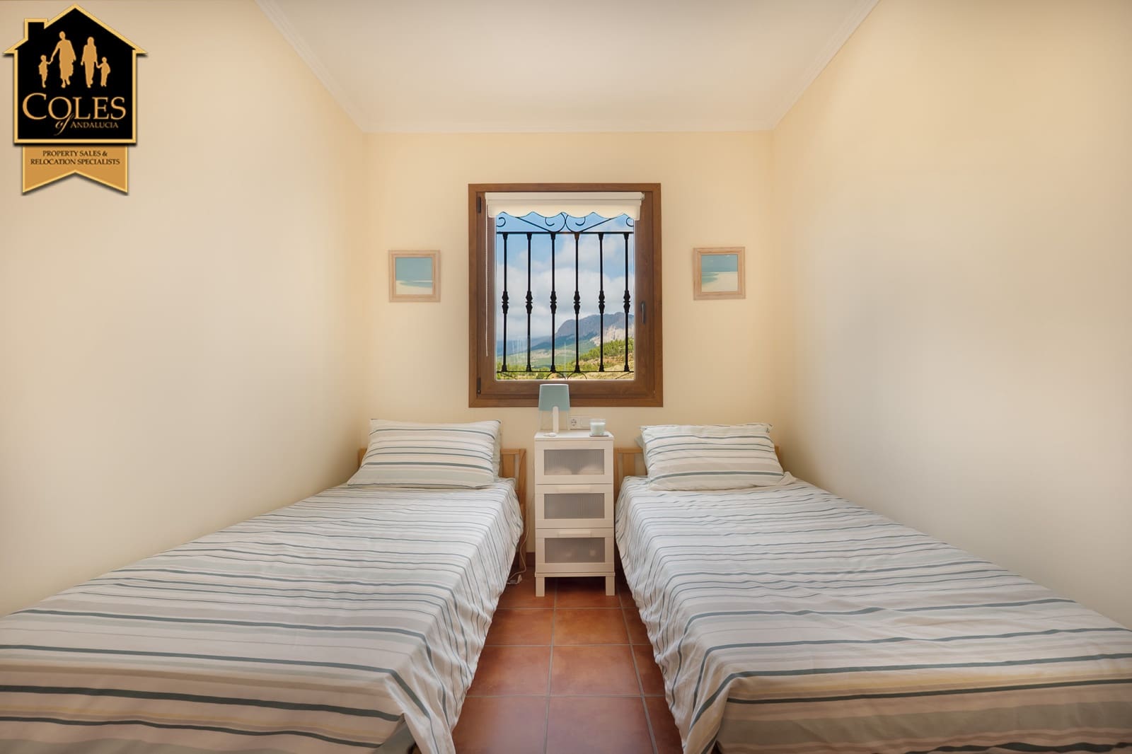 3 slaapkamer Villa te koop in Velez-Rubio met garage - € 199.950 (Ref: 9162514)