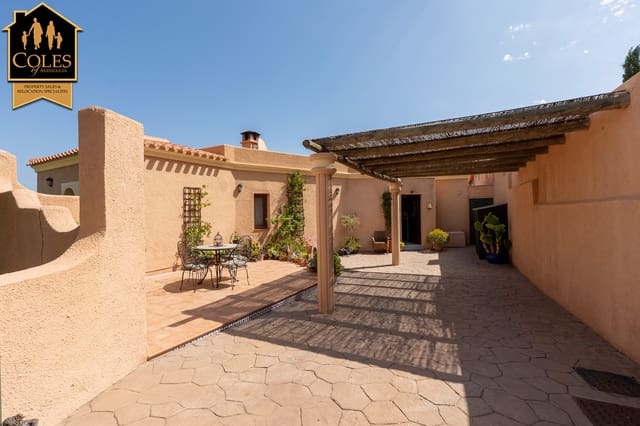 4 soveværelse Villa til salg i Turre med swimmingpool garage - € 490.000 (Ref: 9175618)