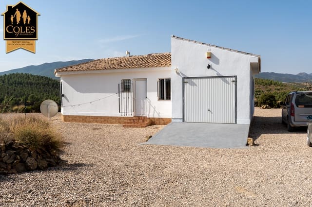 2 slaapkamer Villa te koop in Vélez-Rubio met zwembad - € 179.999 (Ref: 9184267)