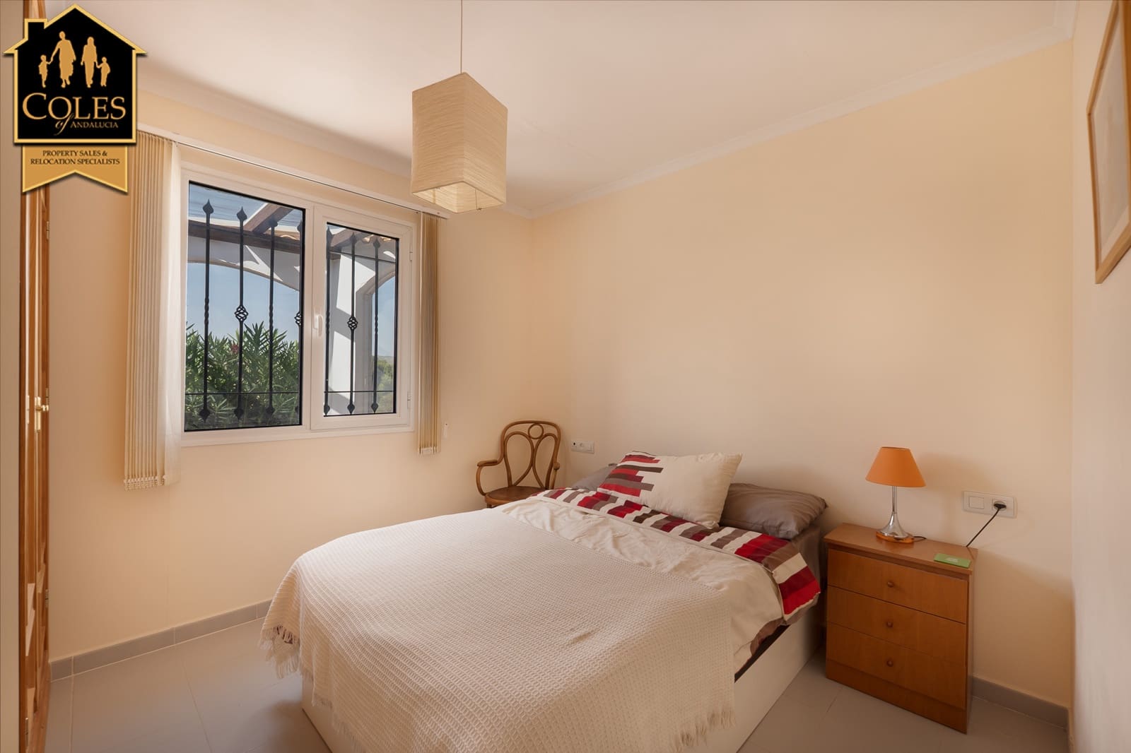 2 slaapkamer Villa te koop in Velez-Rubio met zwembad - € 179.999 (Ref: 9184267)