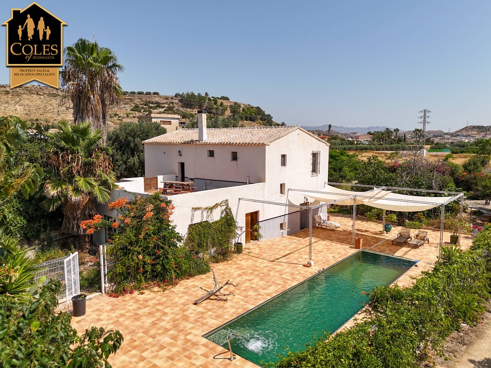 4 soveværelse Finca/Landehus til salg i Antas med swimmingpool garage - € 345.000 (Ref: 9184319)