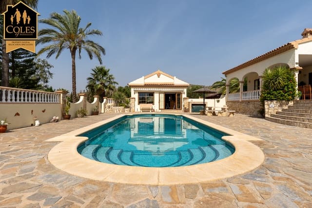 3 soverom Villa til salgs i Los Gallardos med svømmebasseng garasje - € 780 000 (Ref: 9197058)