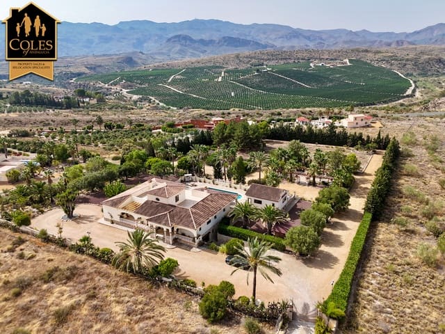 3 soverom Villa til salgs i Los Gallardos med svømmebasseng garasje - € 780 000 (Ref: 9197058)