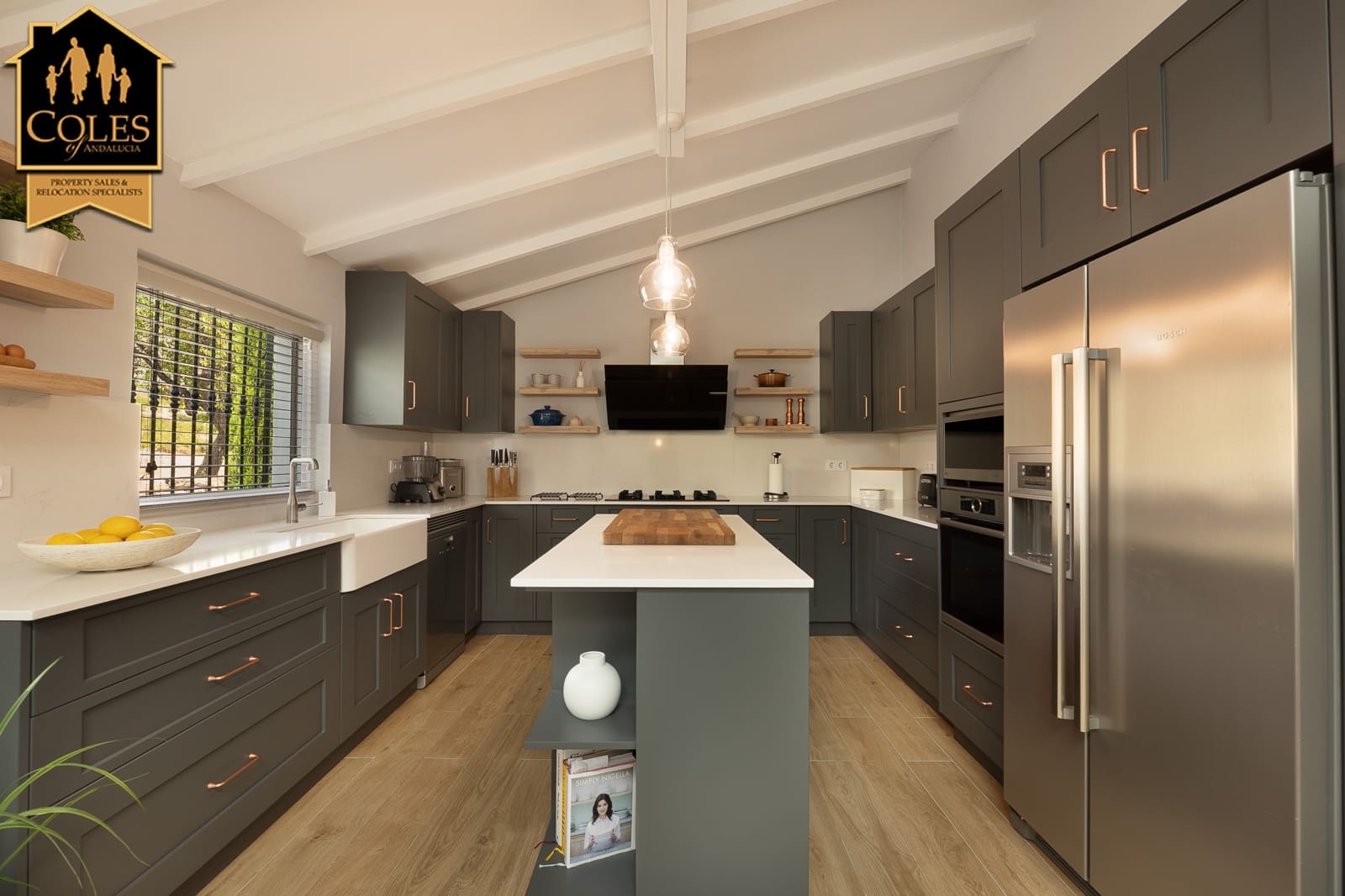 5 makuuhuone Maalaistalo myytävänä paikassa Lorca mukana uima-altaan 
autotalli - 449 950 € (Ref: 9199906)