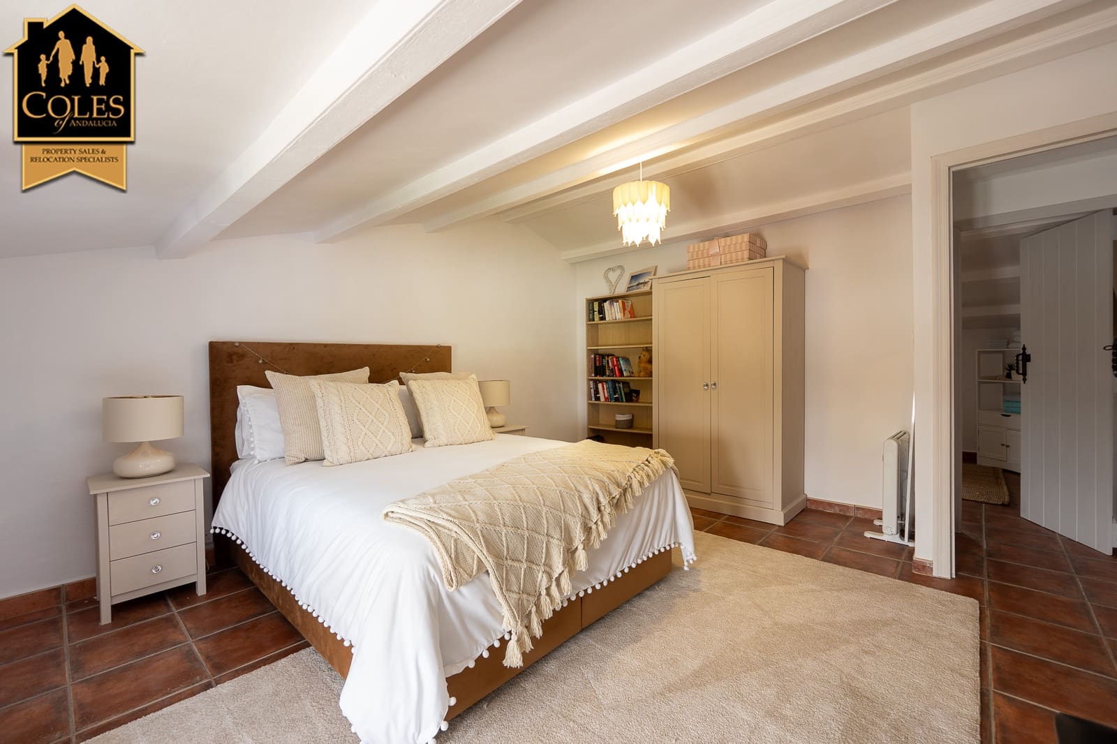 5 makuuhuone Maalaistalo myytävänä paikassa Lorca mukana uima-altaan 
autotalli - 449 950 € (Ref: 9199906)