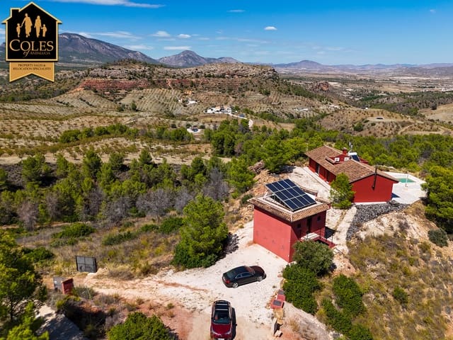 3 makuuhuone Huvila myytävänä paikassa Lorca mukana uima-altaan 
autotalli - 299 000 € (Ref: 9227983)