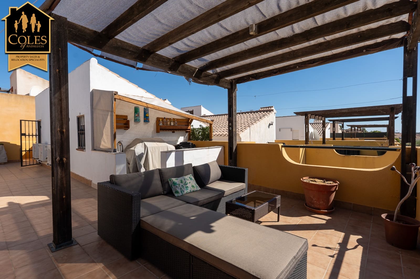 4 soveværelse Semi-Rækkehus til salg i Los Gallardos med swimmingpool garage - € 169.995 (Ref: 9227989)