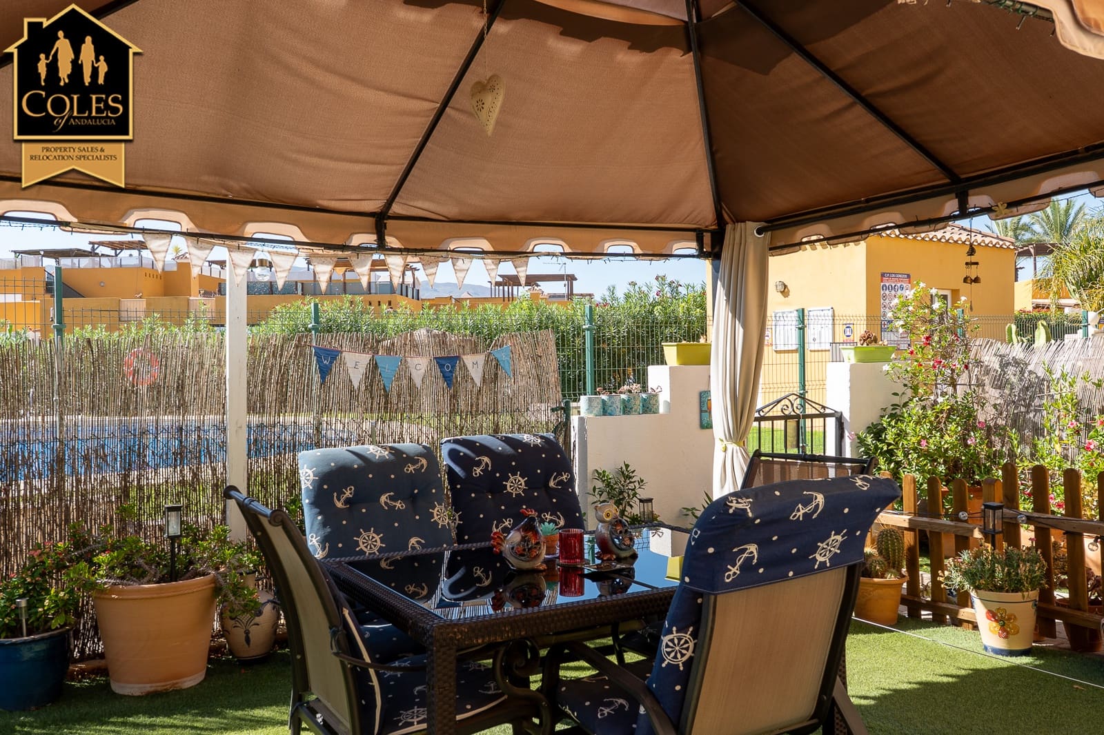 4 soveværelse Semi-Rækkehus til salg i Los Gallardos med swimmingpool garage - € 169.995 (Ref: 9227989)