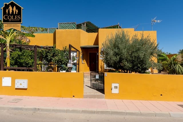 3 slaapkamer Halfvrijstaande villa te koop in Los Gallardos met zwembad garage - € 164.950 (Ref: 9227991)