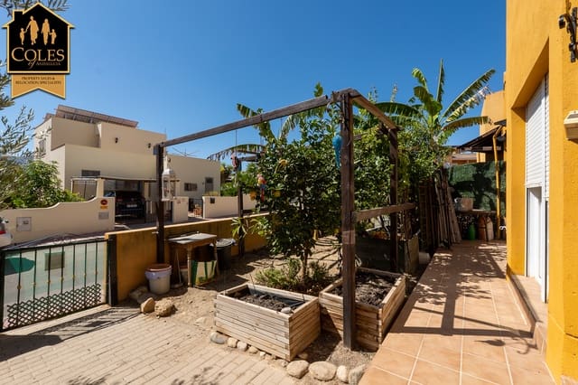 3 slaapkamer Halfvrijstaande villa te koop in Los Gallardos met zwembad garage - € 164.950 (Ref: 9227991)