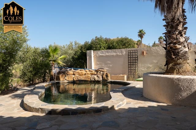 2 soveværelse Villa til salg i Los Gallardos med swimmingpool garage - € 309.995 (Ref: 9249136)