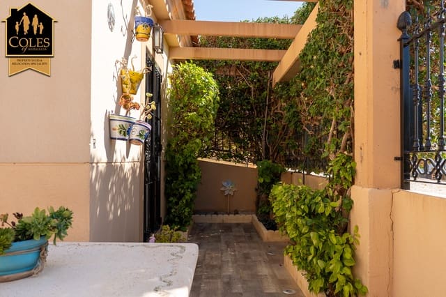 3 bedroom Townhouse for sale in Vera Ciudad, Vera with garage - € 229,000 (Ref: 9255816)