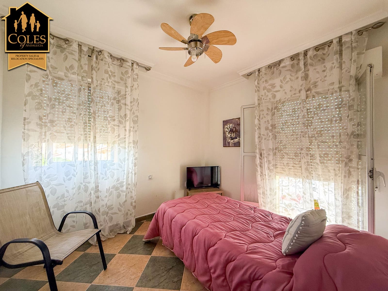 4 soveværelse Lejlighed til salg i Los Gallardos - € 95.000 (Ref: 9266554)