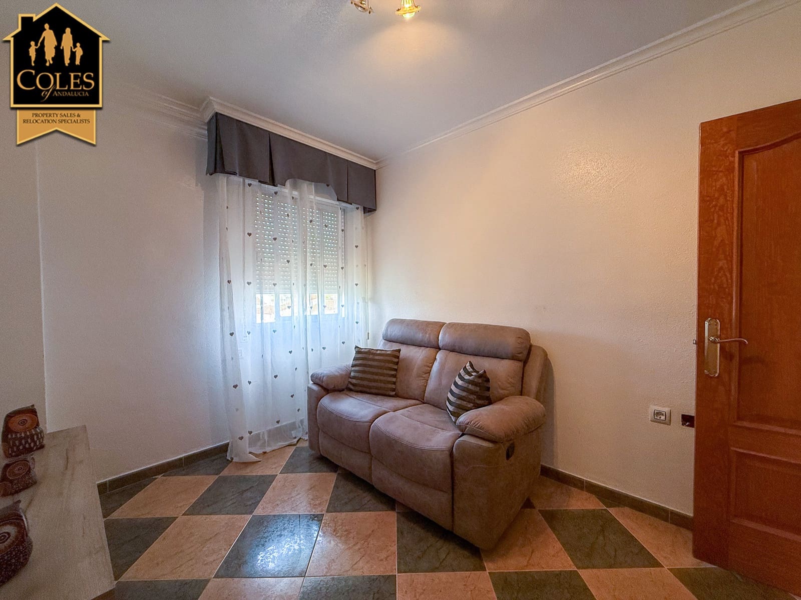 4 soveværelse Lejlighed til salg i Los Gallardos - € 95.000 (Ref: 9266554)