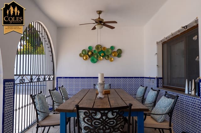 4 bedroom Villa for sale in Mojácar with pool garage - € 649,995 (Ref: 9324364)