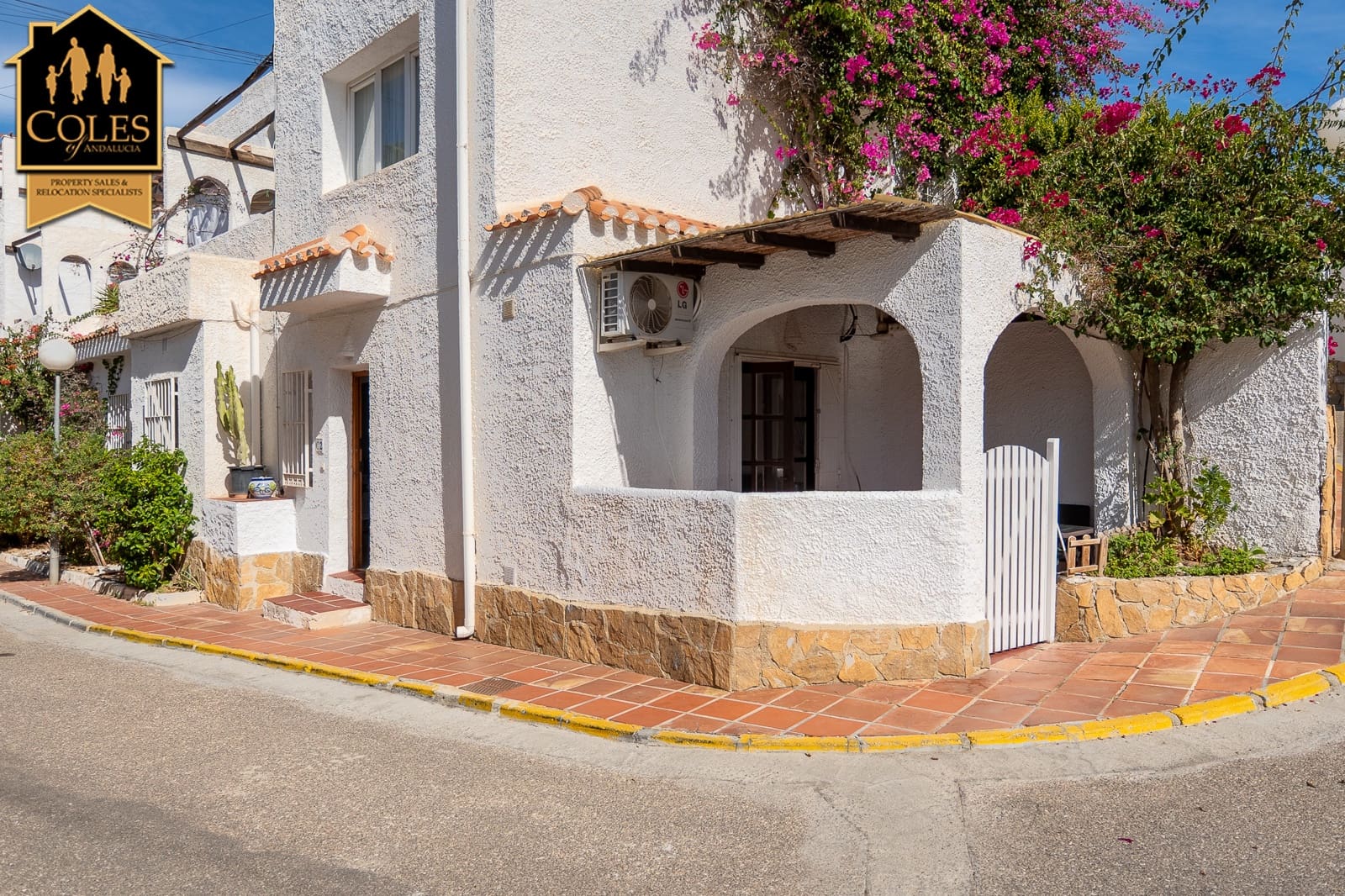 1 soveværelse Strandlejlighed til salg i Mojacar med swimmingpool garage - € 149.950 (Ref: 9339129)