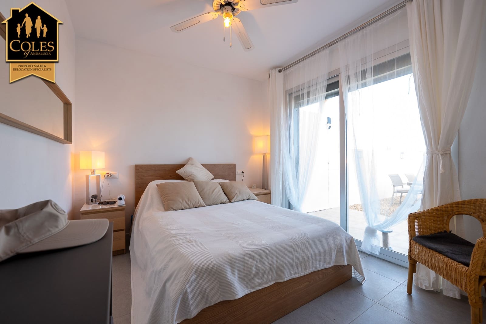 2 sypialnia Dom blizniak na sprzedaż w Valle del Este z basenem garażem - 309 995 € (Ref: 9372384)