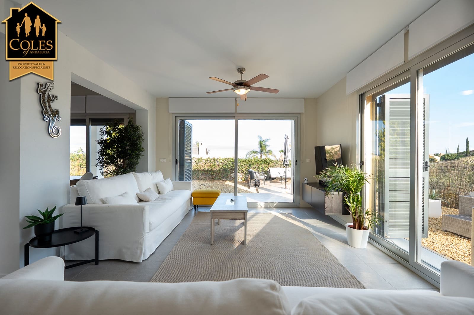 2 sypialnia Dom blizniak na sprzedaż w Valle del Este z basenem garażem - 309 995 € (Ref: 9372384)