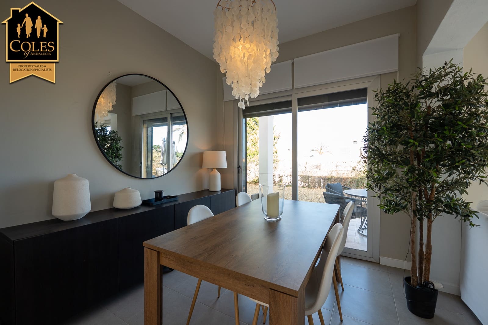 2 sypialnia Dom blizniak na sprzedaż w Valle del Este z basenem garażem - 309 995 € (Ref: 9372384)