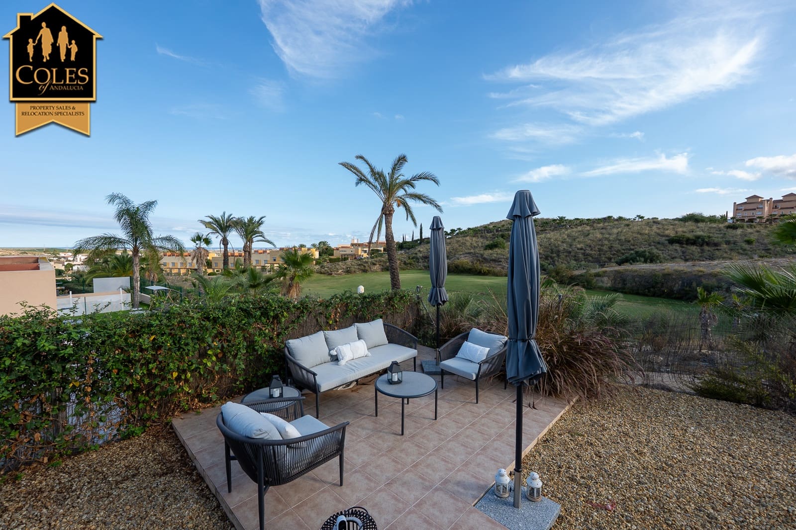 2 sypialnia Dom blizniak na sprzedaż w Valle del Este z basenem garażem - 309 995 € (Ref: 9372384)