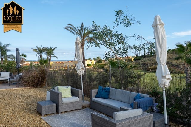 2 slaapkamer Halfvrijstaande villa te koop in Valle del Este, Vera met zwembad garage - € 309.995 (Ref: 9372384)