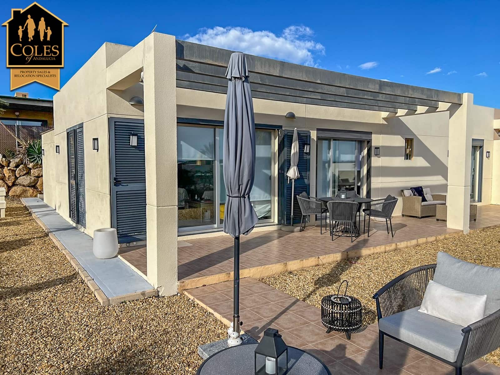 2 bedroom Semi-detached Villa for sale in Valle del Este with pool garage - € 299,950 (Ref: 9372384)