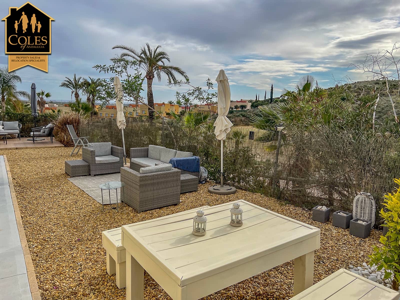 2 bedroom Semi-detached Villa for sale in Valle del Este with pool garage - € 299,950 (Ref: 9372384)