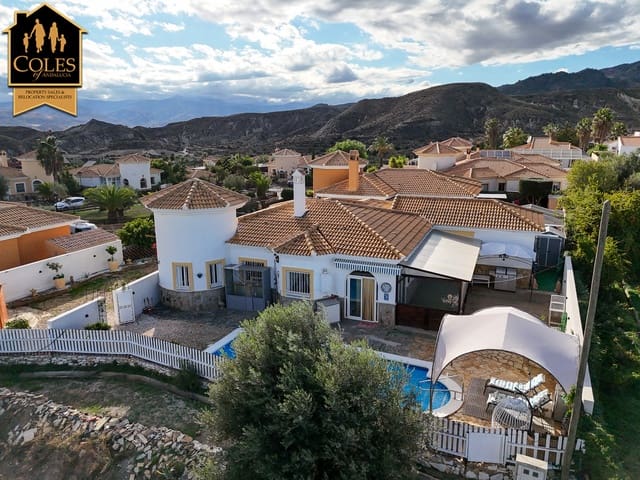 3 soveværelse Villa til salg i Partaloa med swimmingpool garage - € 275.000 (Ref: 9373706)