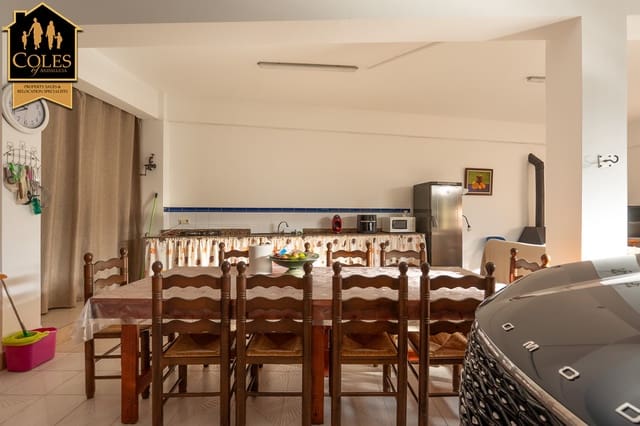 4 bedroom Townhouse for sale in Turre with garage - € 320,000 (Ref: 9401801)