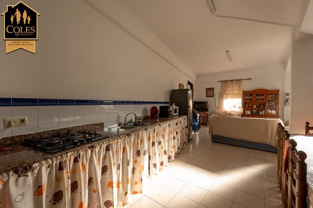 4 bedroom Townhouse for sale in Turre with garage - € 320,000 (Ref: 9401801)