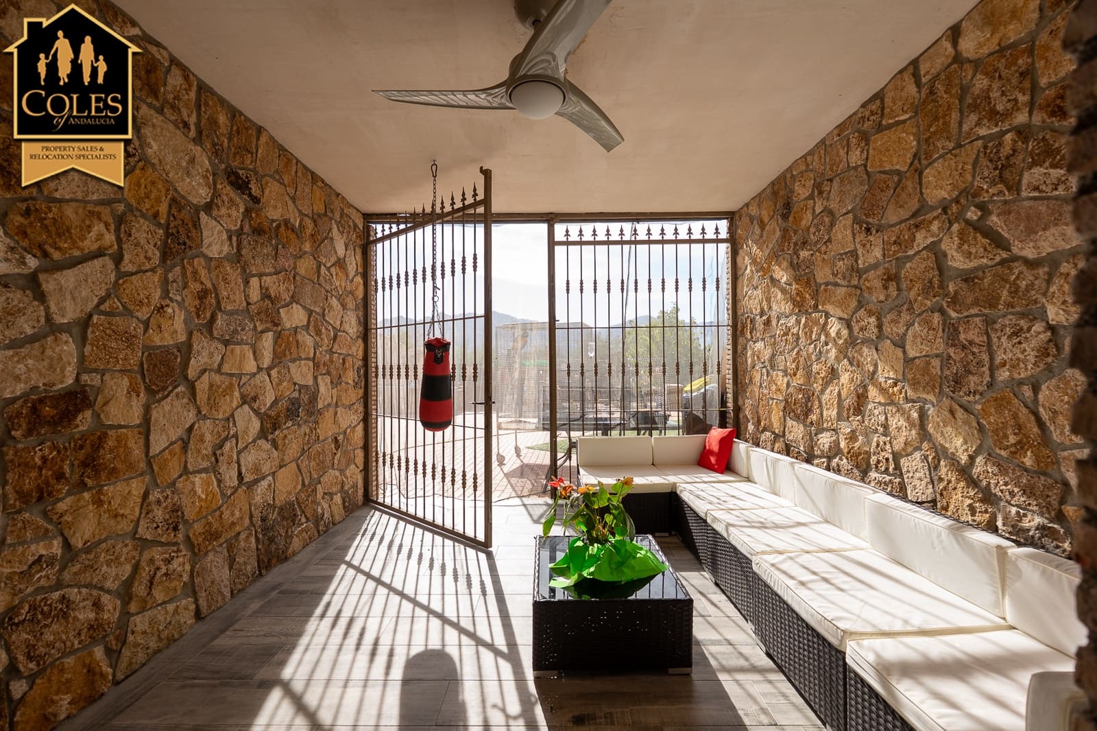 5 soverom Villa til salgs i Turre med garasje - € 460 000 (Ref: 9401973)