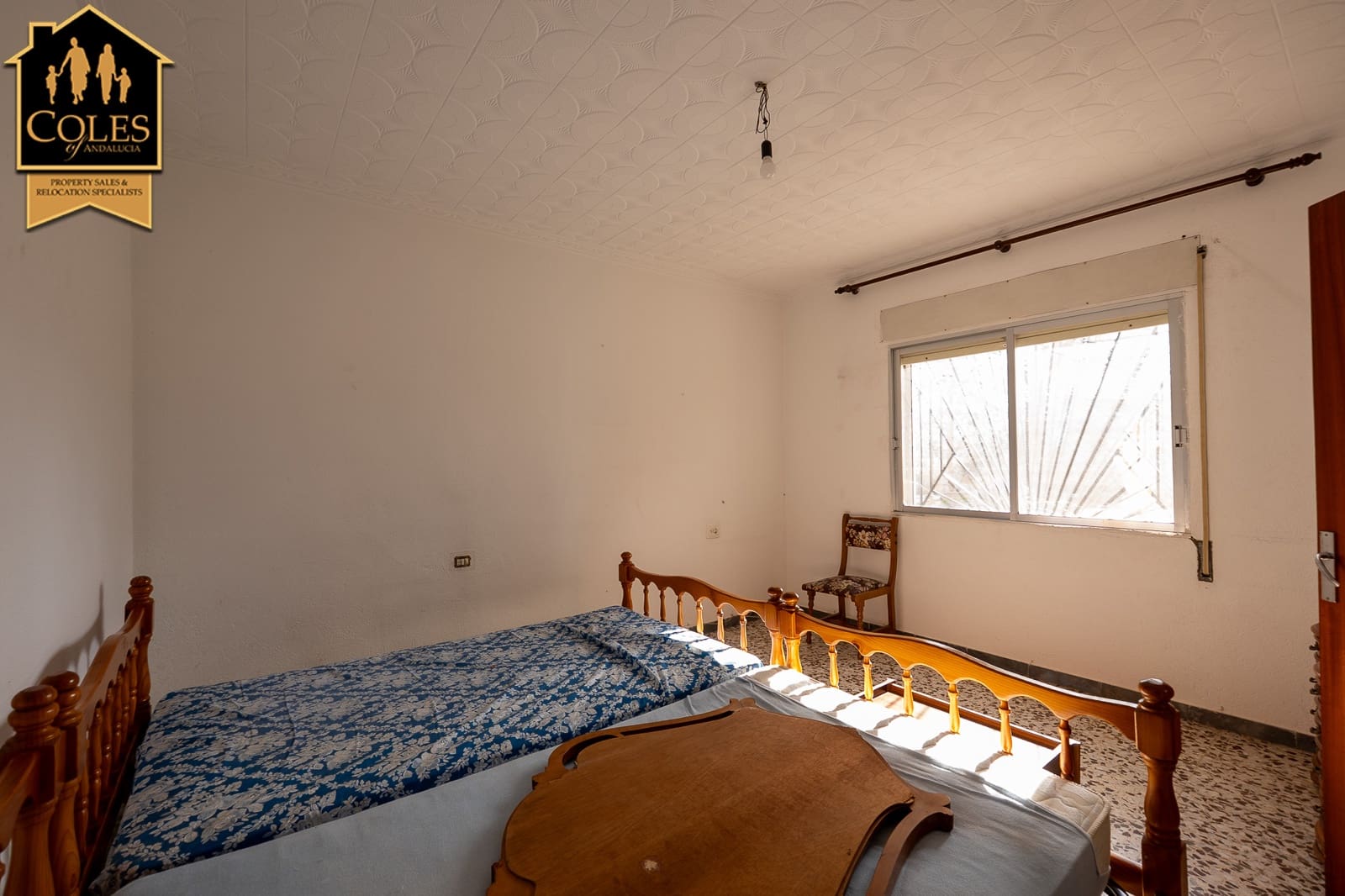 4 bedroom Villa for sale in Los Gallardos with garage - € 250,000 (Ref: 9409688)