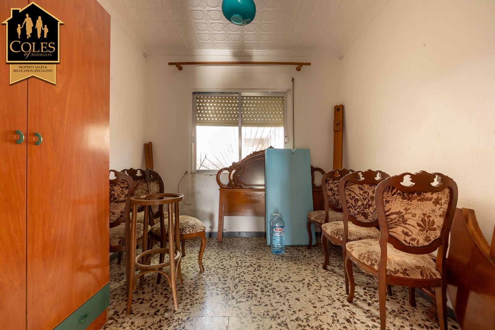 4 bedroom Villa for sale in Los Gallardos with garage - € 250,000 (Ref: 9409688)