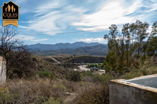 4 soveværelse Villa til salg i Los Gallardos med garage - € 250.000 (Ref: 9409688)