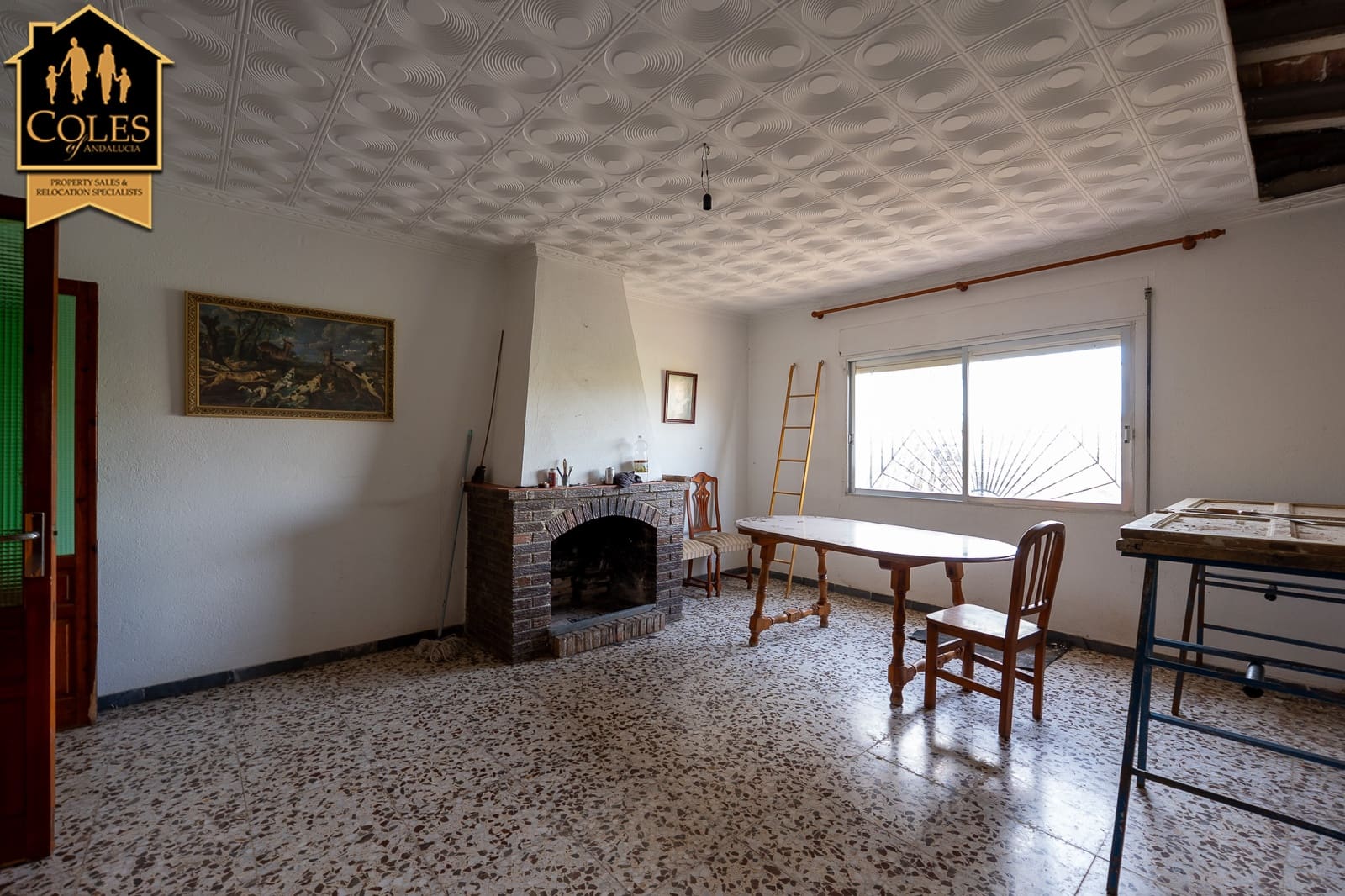 4 bedroom Villa for sale in Los Gallardos with garage - € 250,000 (Ref: 9409688)