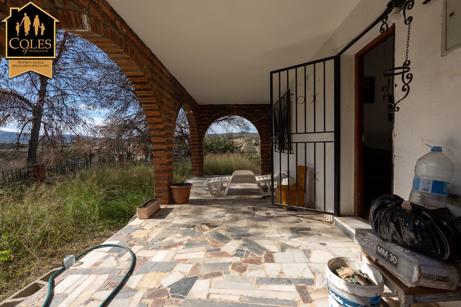 4 bedroom Villa for sale in Los Gallardos with garage - € 250,000 (Ref: 9409688)