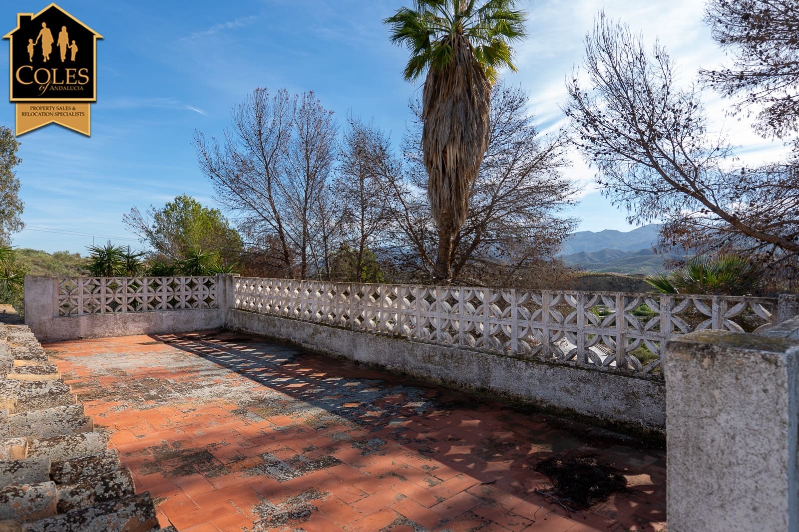 4 bedroom Villa for sale in Los Gallardos with garage - € 250,000 (Ref: 9409688)