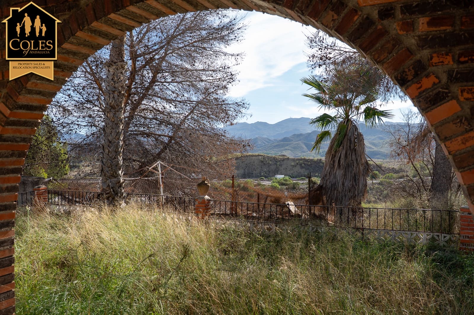 4 bedroom Villa for sale in Los Gallardos with garage - € 250,000 (Ref: 9409688)