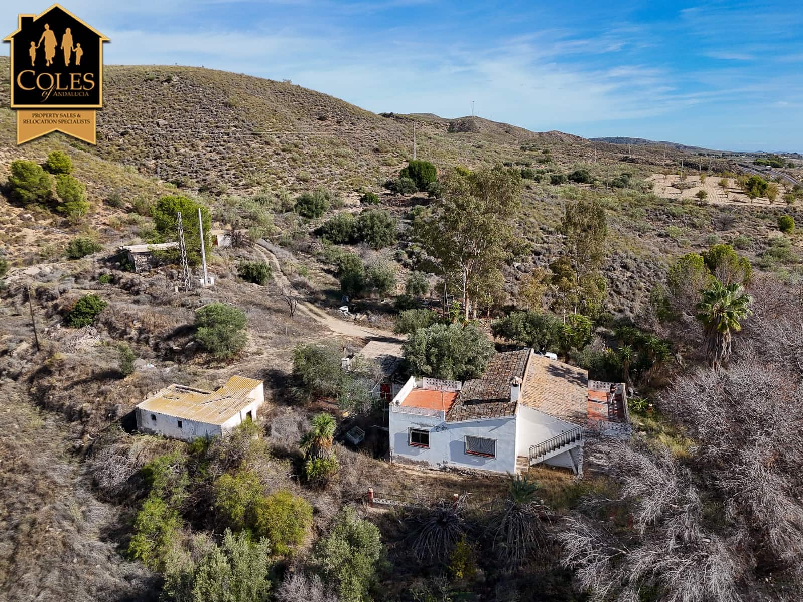 4 bedroom Villa for sale in Los Gallardos with garage - € 250,000 (Ref: 9409688)